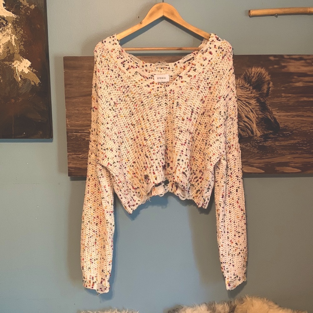 🌈Storia rainbow dot cream colored oversized distressed cropped sweater. medium